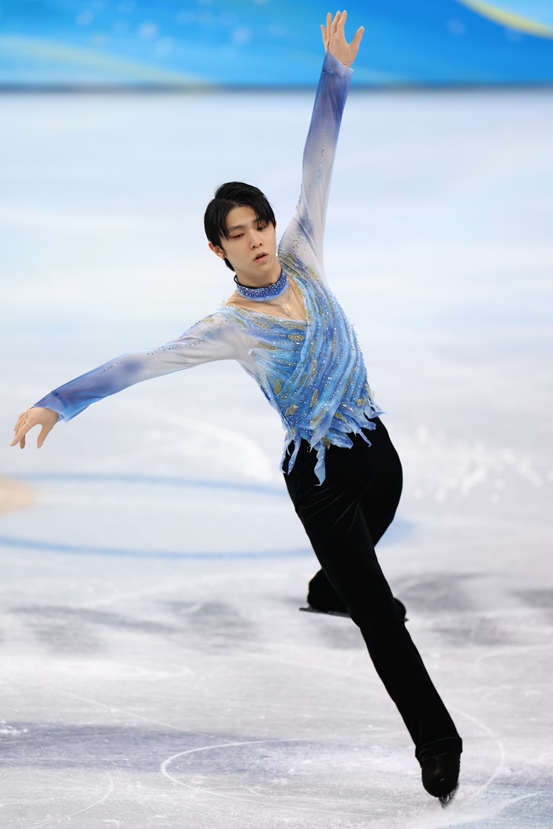 Yuzuru Hanyu presents first show in Beijing, closer to realize 4A dream