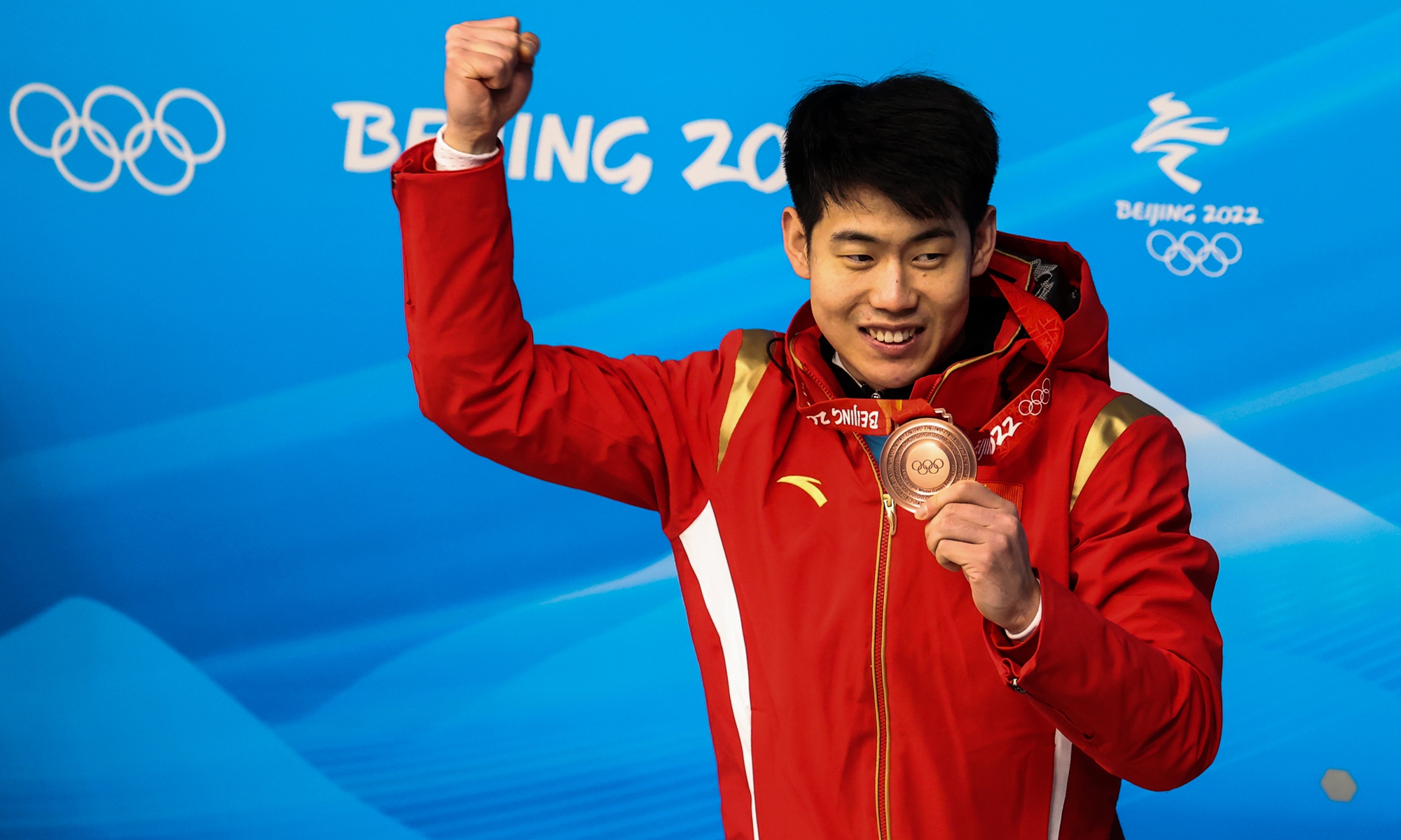 Chinese skeleton athlete Yan Wengang wins the first-ever Olympic bronze medal for the country.Photo:VCG