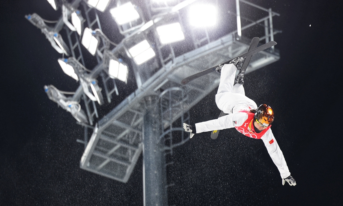 Xu Mengtao competes in the women's aerials on February 14, 2022. Photo: Cui Meng/Global Times