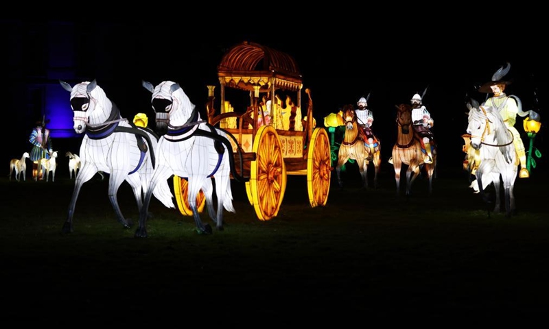 Illuminated sculptures are on display during a light festival at Thoiry zoo near Paris, France, Feb. 13, 2022. The festival runs till March 6, 2022.Photo:Xinhua