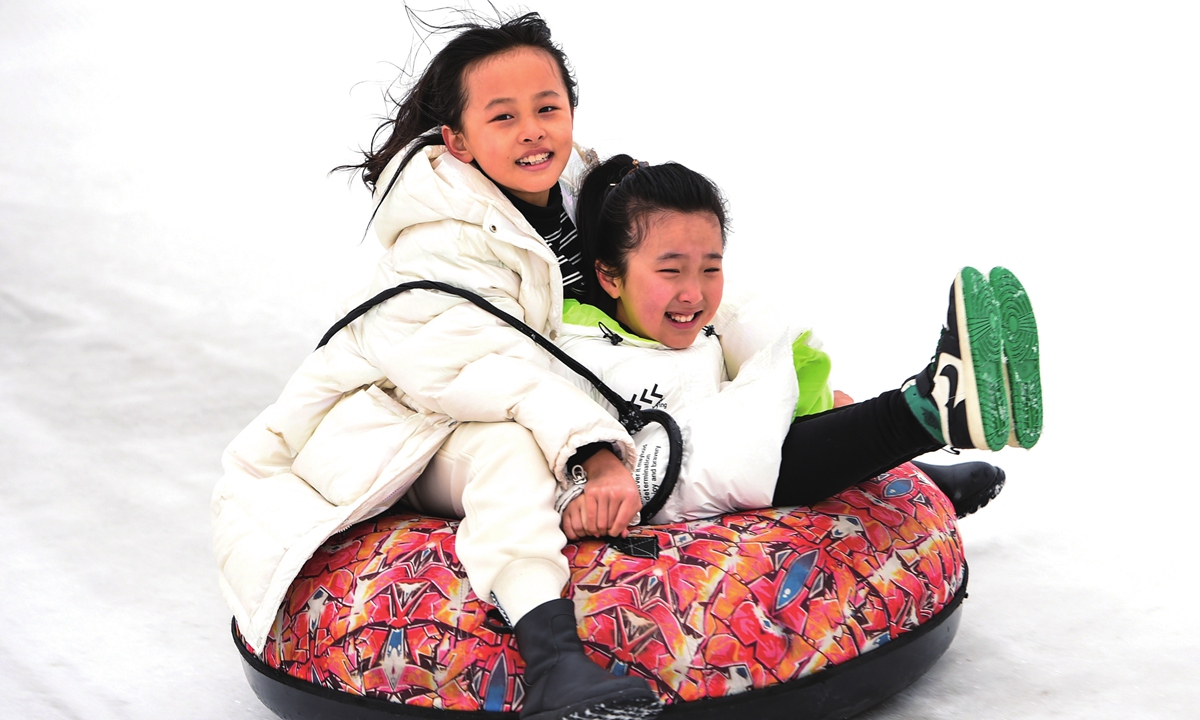 Children play Snow Tubes at Tuoshan Ski Resort in Qingzhou, East China's Shandong Province on Feburary 13, 2022. 
Photo: cnsphoto