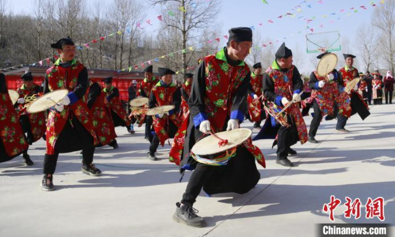 Local dancers perform 