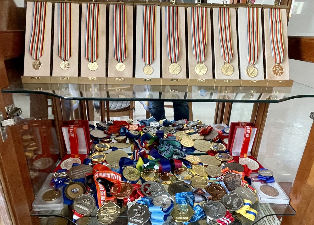 The medal cabinet in Fan Kexin's home Photo: Wang Qi/Global Times