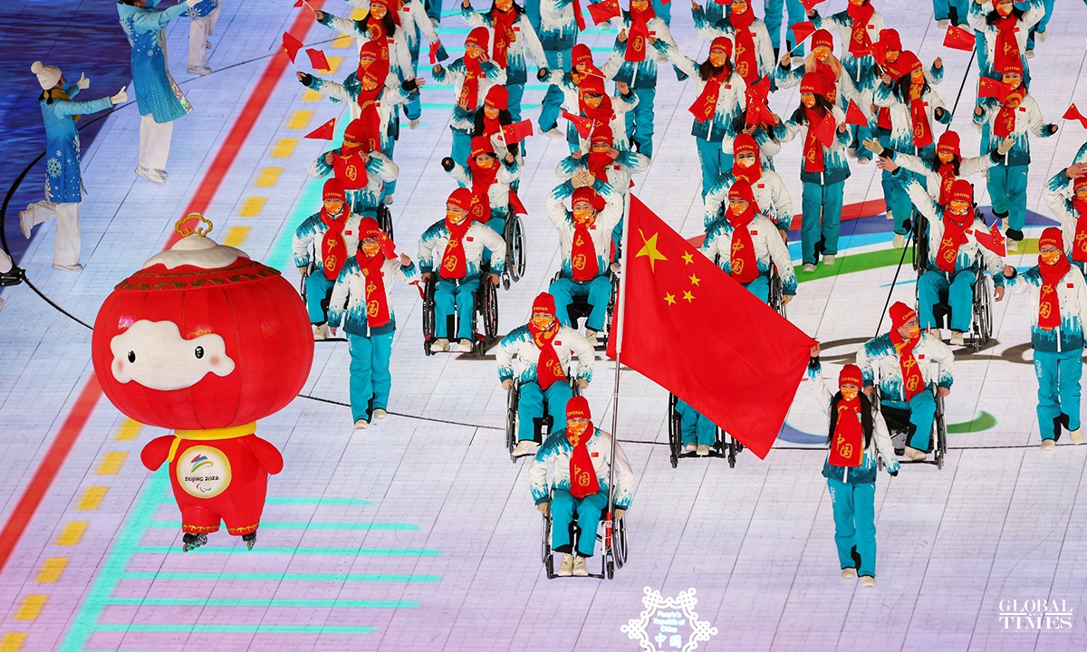 Team China members enter the Bird's Nest at the opening ceremony for Beijing 2022 Paralympic Winter Games on March 4, 2022. Photo: Cui Meng/GT