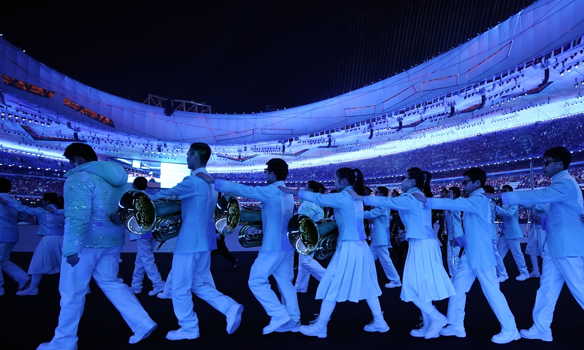 The Yangfan Wind Band enters the Opening Ceremony of the Beijing 2022 Paralympic Winter Games on March 4, 2022. 
Top: The Yangfan Wind Band
Photos: IC