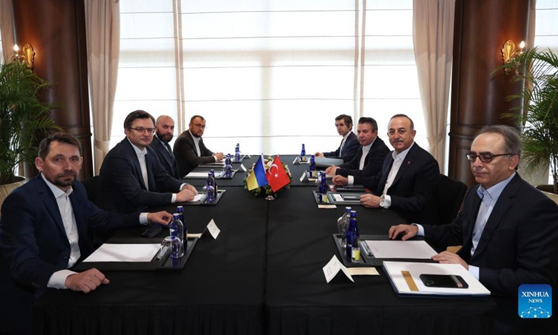 Turkish Foreign Minister Mevlut Cavusoglu (2nd R) meets with Ukrainian Foreign Minister Dmytro Kuleba (2nd L) in Antalya, Turkey, March 10, 2022. (Xinhua)