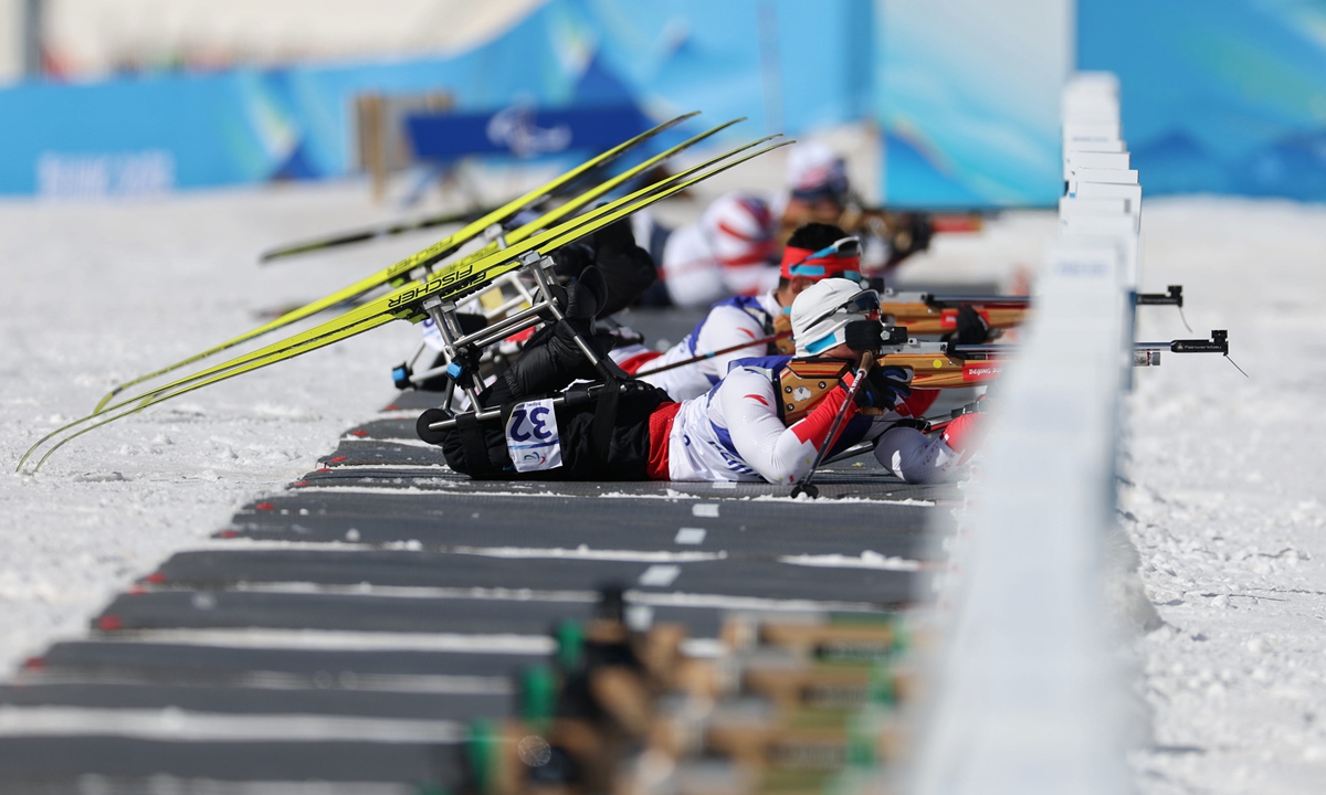 China's Liu Mengtao competes during the para biathlon men's middle distance sitting event of Beijing 2022 Winter Paralympics in Zhangjiakou, Hebei province, March 8, 2022.  Photo: IC