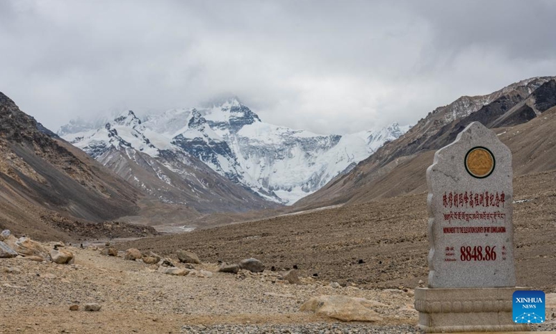 Photo taken on March 14, 2022 shows a view of Mount Qomolangma seen from the Mount Qomolangma base camp in southwest China's Tibet Autonomous Region.(Photo: Xinhua)