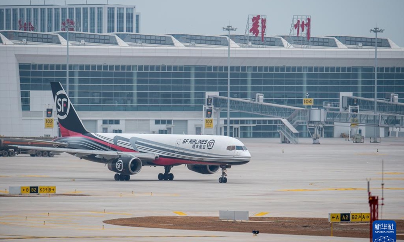 An air freighter taxis at the Ezhou Huahu Airport in Ezhou, central China's Hubei Province, March 19, 2022. The Ezhou Huahu Airport completed its flight-test of air freighter on Saturday. The airport is the country's first cargo airport, with the functional orientation of the air cargo hub and feeder airport for passenger transport. Photo:Xinhua 
