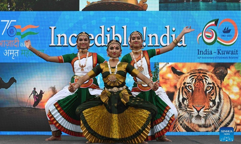 Artists perform during a cultural exhibition in Capital Governorate, Kuwait, on March 19, 2022.Photo:Xinhua