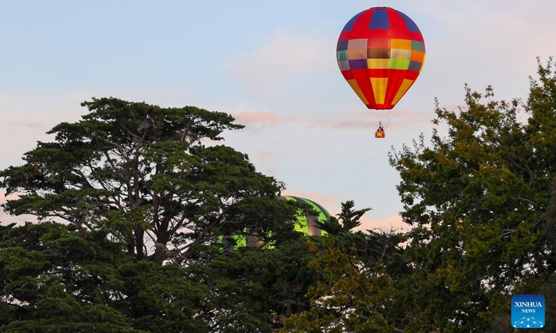 Hot-air balloons are seen during the 5-day Balloons Over Waikato Festival in Hamilton, New Zealand, March 18, 2022.Photo:Xinhua