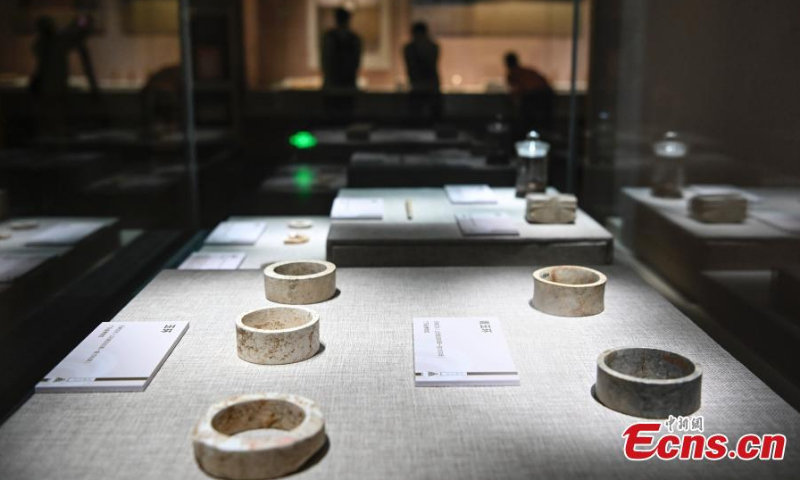 Photo shows relics on display at Guangdong Museum based in Guangzhou, March 24, 2022. (Photo: China News Service/Chen Jiwen)