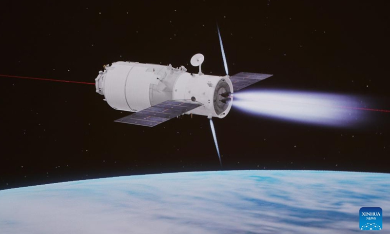 Photo taken at Beijing Aerospace Control Center on March 31, 2022 shows a simulation image of the Tianzhou-2 cargo craft. China's Tianzhou-2 cargo craft entered the Earth's atmosphere under ground control at 6:40 p.m. Beijing Time, the China Manned Space Agency announced on Thursday.Photo:Xinhua