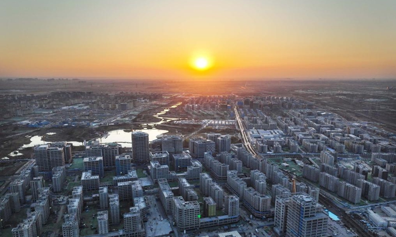 Aerial photo taken on April 1, 2022 shows the sunrise in Xiong'an New Area, north China's Hebei Province.Photo:Xinhua