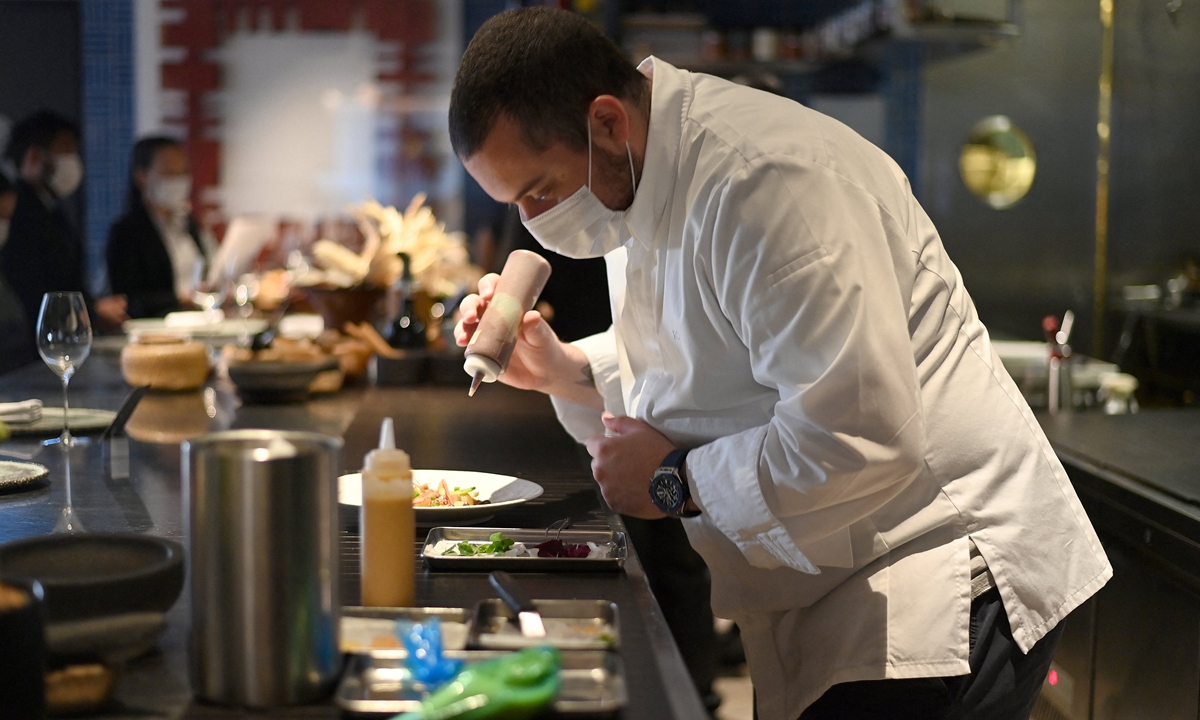China-based chef earns the first Michelin star - Global Times