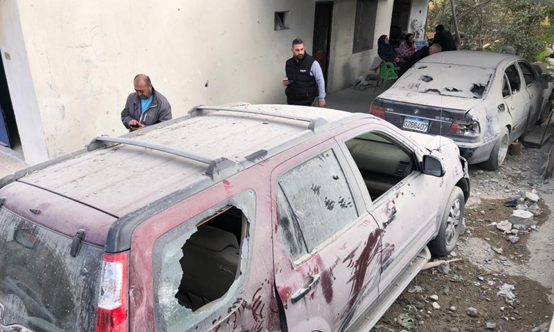 Cars damaged by the explosion are seen in Benafoul, Lebanon, April 12, 2022. Photo: Xinhua