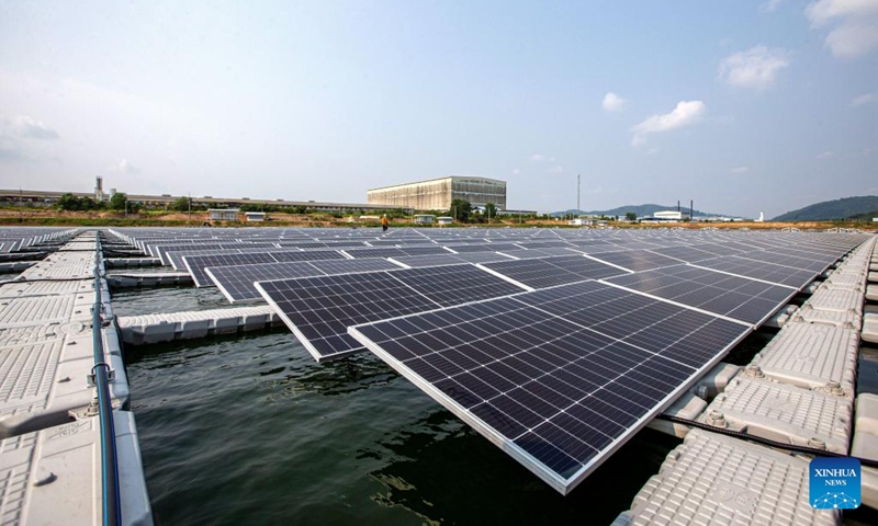 Photo taken on April 11, 2022 shows the solar floating project in Rayong, Thailand. The solar floating project in Rayong province was constructed by Banpu Company of Thailand with support of Chinese technology company Huawei.(Photo: Xinhua)