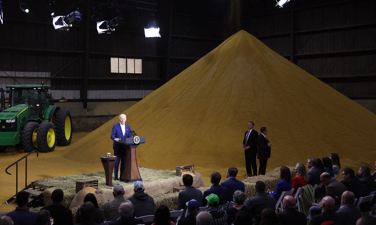 US President Joe Biden speaks to guests during a visit to POET Bioprocessing on April 12, 2022 in Menlo, Iowa. Photo: AFP
