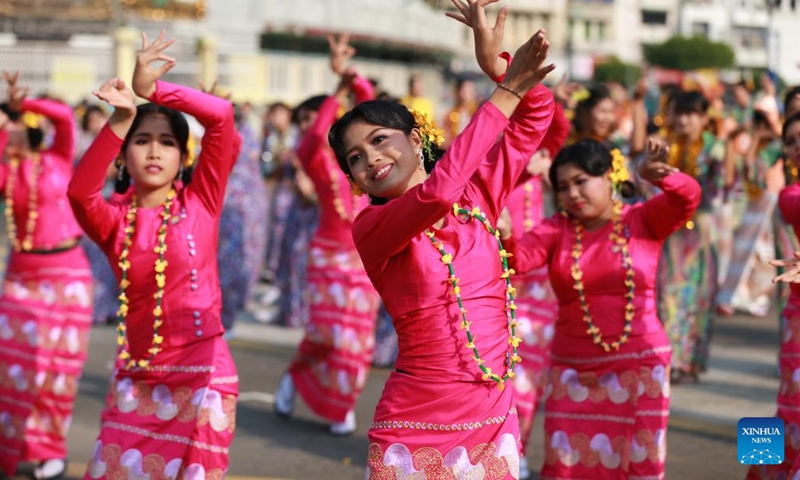 Dancers perform during the water festival in Yangon, Myanmar, April 13, 2022. Myanmar's traditional water festival kicked off across the country on Wednesday morning.(Photo: Xinhua)