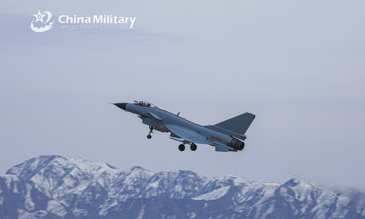 A J-10 fighter jet attached to an aviation brigade under the PLA Central Theater Command soars into the sky during a daytime flight training exercise which aims to hone the skills of pilots on March 19, 2022.Photo:China Military