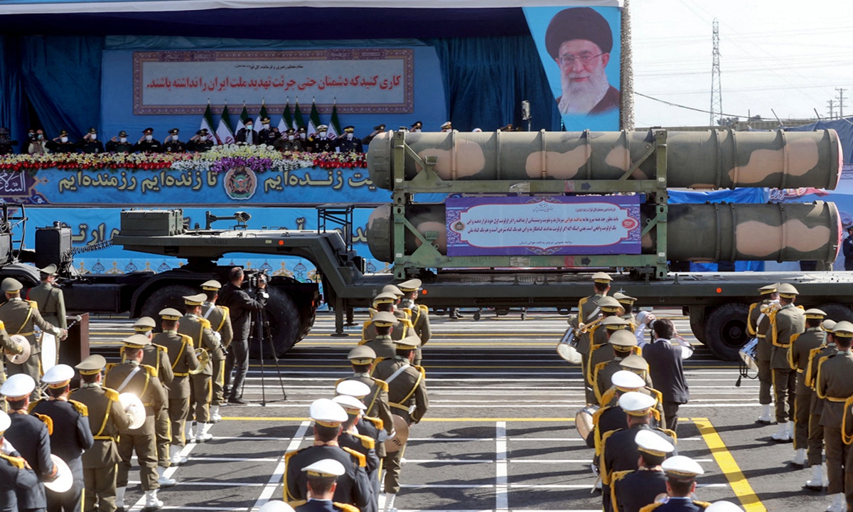 A handout picture provided by the Iranian Army on April 18, 2022 shows an Iranian air defense system on display during a military parade marking the country's annual army day in the capital Tehran.Photo: AFP