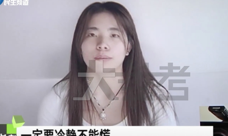 Wang Qiaoyu, the nursing student who has attracted wide attention for her treatment of the injured in a road accident.Screenshot of Dacankao