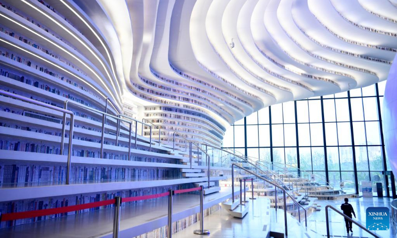 Photo taken on April 20, 2022 shows the interior view of the Tianjin Binhai Library in Tianjin, north China.
The library, a cultural landmark of Tianjin, officially opened to the public in October of 2017. Its stunning design has received a lot of attention from the public. (Xinhua/Zhao Zishuo)