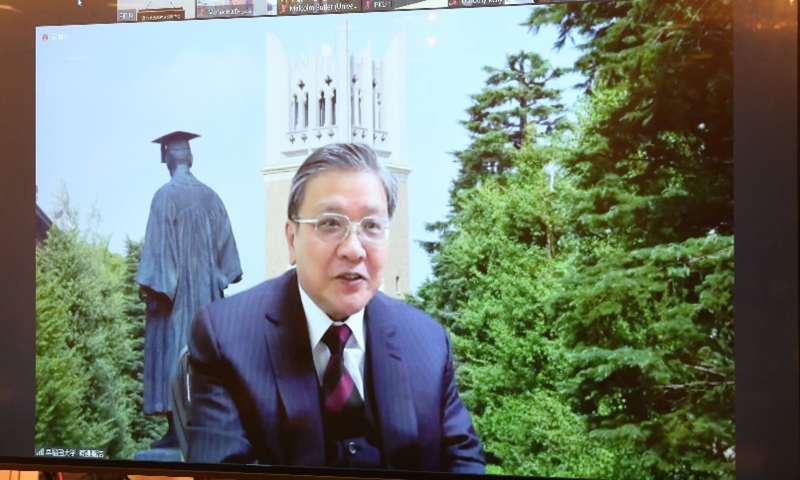 Prof. Watanabe Yoshihiro (Vice President of Waseda University, Japan) delivering his opening speech