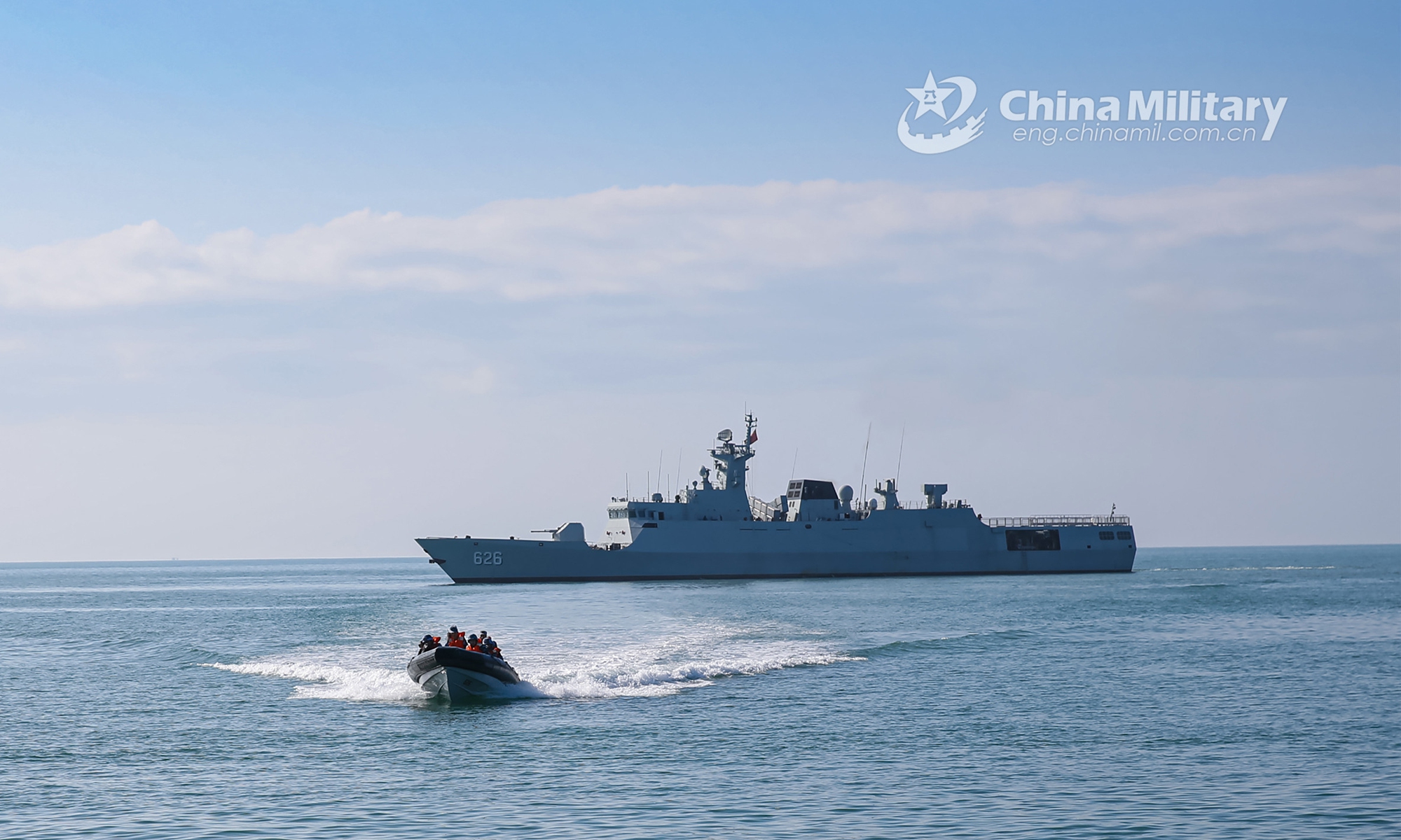 The photo taken on April 8, 2022 shows a speedboat sails full steam ahead during a combat training exercise somewhere in the South China Sea staged by a frigate flotilla with the navy under the PLA Southern Theatre Command in early April, 2022.Photo:eng.chinamil.com.cn
