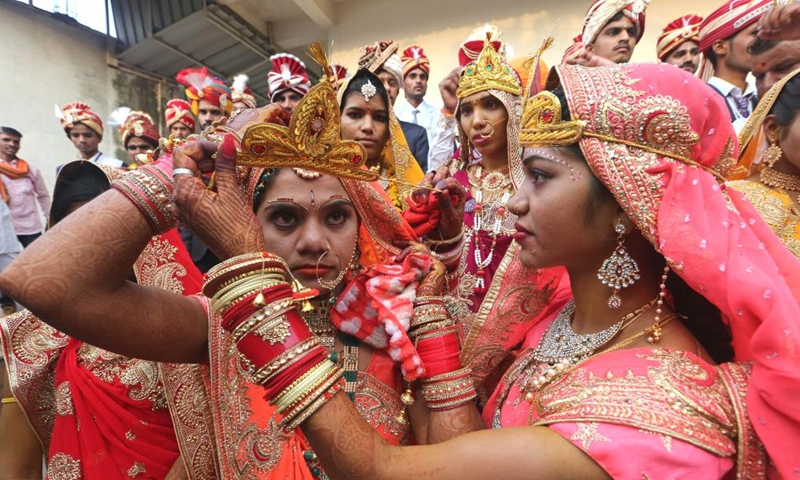 Brides take part in a mass wedding in Bhopal, capital of India's Madhya Pradesh state, May 3, 2022.Photo:Xinhua