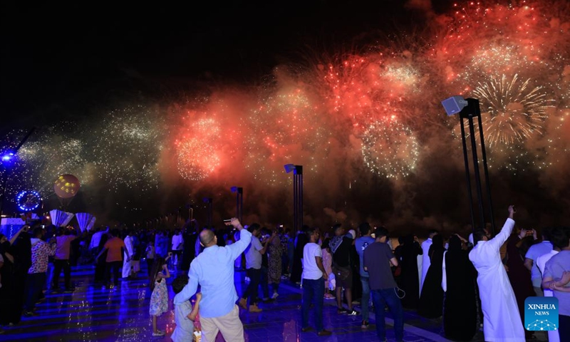 People watch fireworks show in north Jeddah, Saudi Arabia, May 2, 2022.Photo:Xinhua