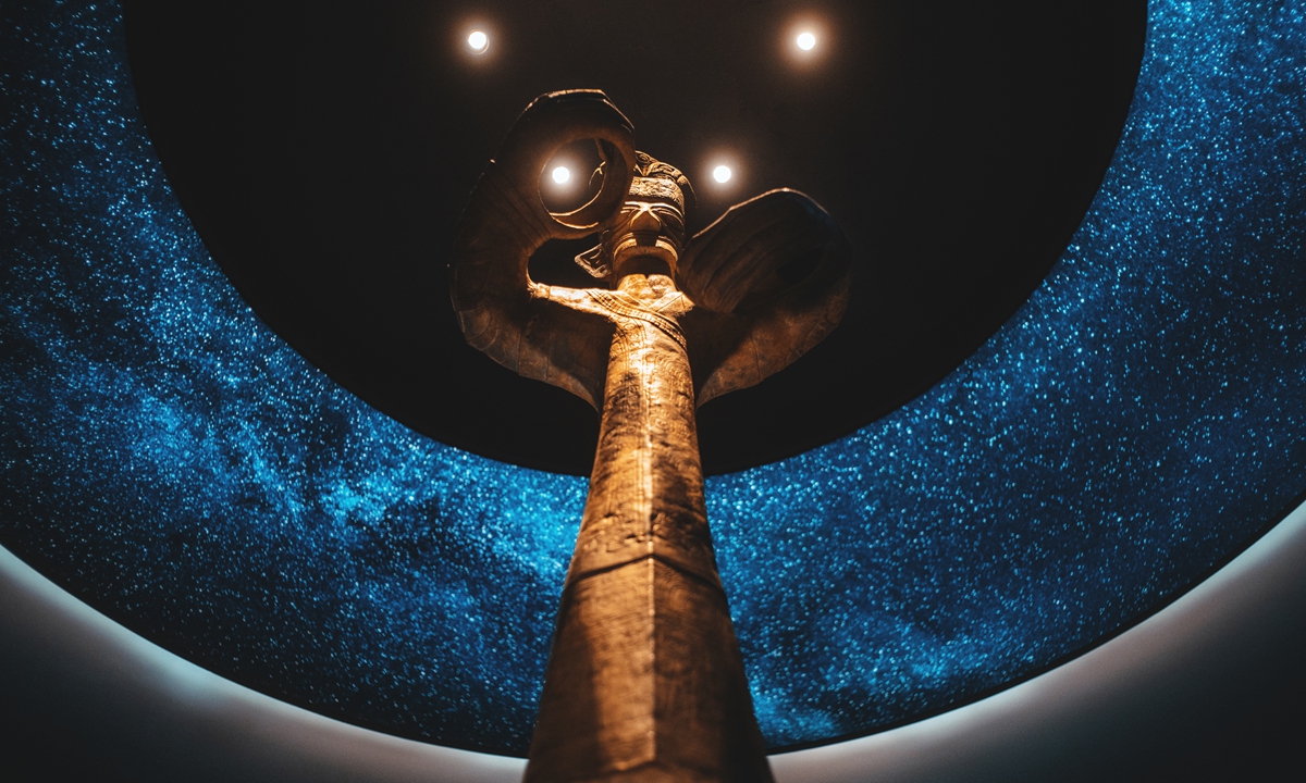 The bronze standing figure at the Sanxingdui Ruins site in Southwest China's Sichuan Province Photo: VCG