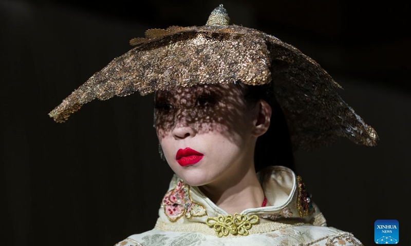 A model presents a creation of Kohmontreal By. Juan Iskandar during the Fashion Art Toronto in Toronto, Canada, on May 8, 2022.Photo:Xinhua