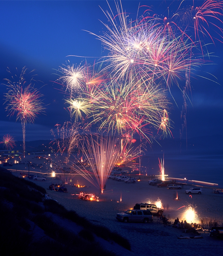 The fireworks show in Pacific City, US, on July 4, 2021 Photo: VCG