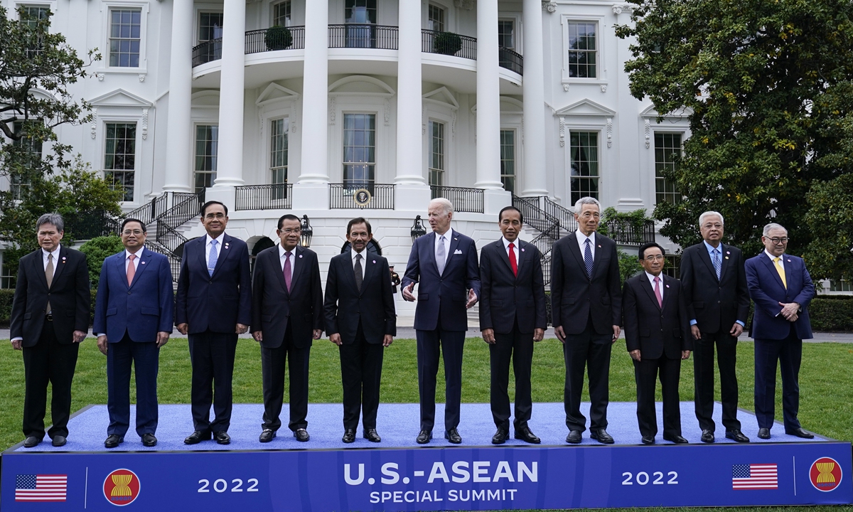Leaders from the Association of Southeast Asian Nations (ASEAN) pose with President Joe Biden in a group photo on the South Lawn of the White House in Washington on May 12, 2022. Photo: VCG 