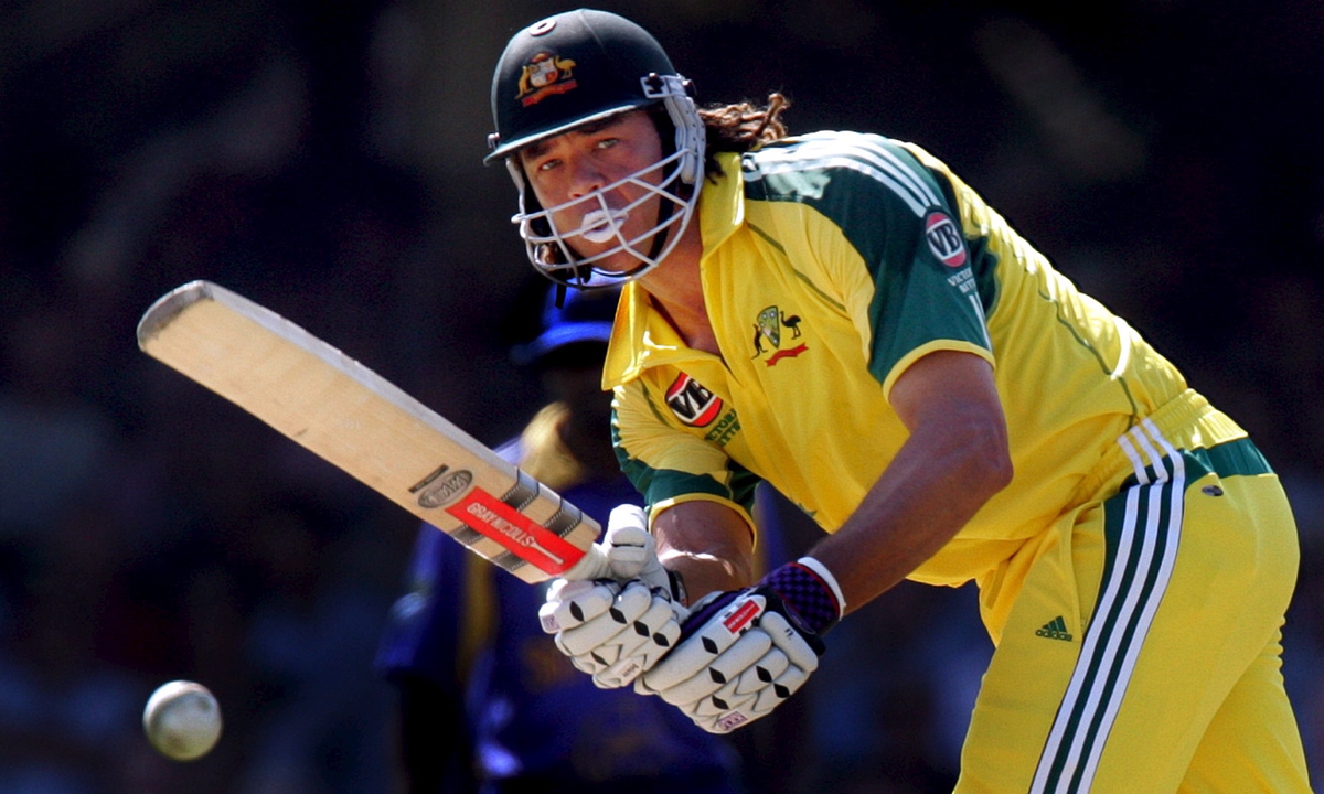 Australia's Andrew Symonds batting during match two of the best-of-three tri-series finals Australia vs Sri Lanka in Sydney, Australia, 12 February 2006 (reissued 15 May 2022). Photo: IC