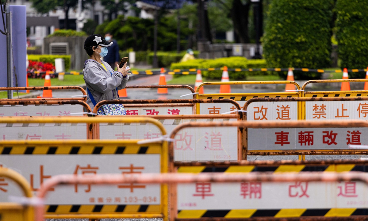 Picture shows a drive-in COVID-19 testing site in Taipei, China's Taiwan island, on May 17, 2022. Photo: AFP