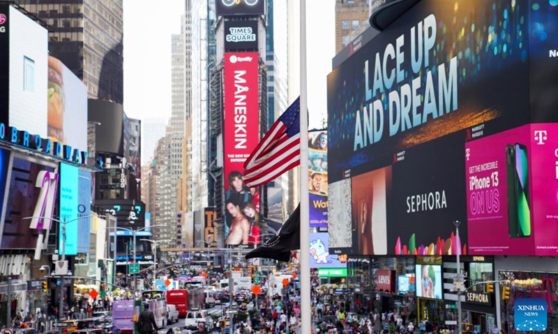 A U.S. flag is seen on Times Square in New York, the United States, May 17, 2022.(Photo: Xinhua)