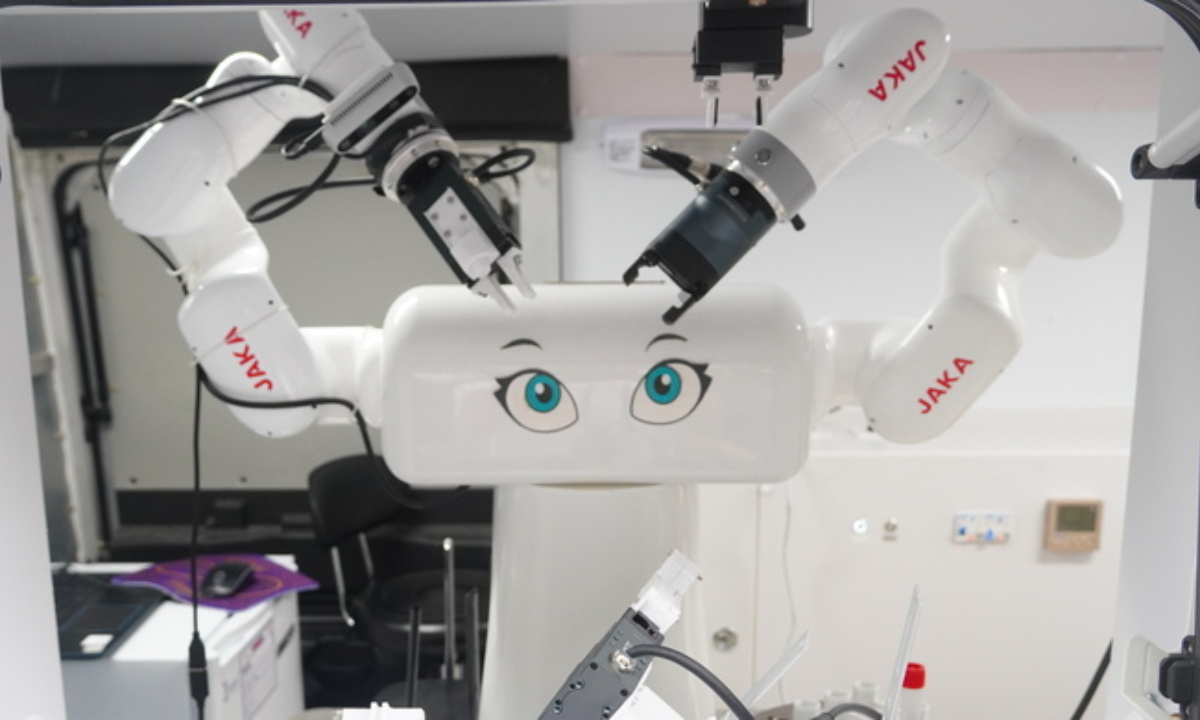 The unmanned nucleic acid sampling robot