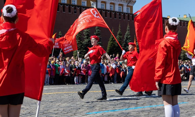 Members of the Russian Young Pioneers attend an induction ceremony on Red Square in Moscow, Russia, on May 22, 2022.Photo:Xinhua