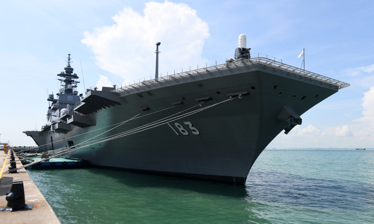Japan's JS Izumo naval ship is seen during a media tour at Changi Naval Base in Singapore on May 13, 2019. Photo: AFP