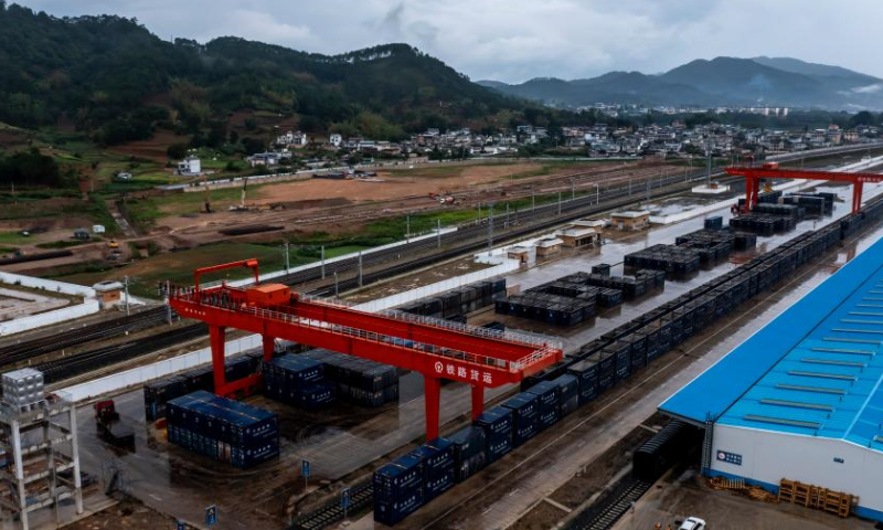 Aerial photo taken on June 1, 2022 shows a view of Ning'er Station on the China-Laos railway in southwest China's Yunnan Province. The China-Laos Railway, half a year into its operation, has delivered more than 4 million tonnes of freight as of Thursday, China's railway operator said.

The transport volume of cross-border cargo came in at 647,000 tonnes during the period, according to the China State Railway Group Co., Ltd.

The train line also handled over 3.2 million passenger trips, said the operator.

Since December 2021, 21 Chinese regions have designated cross-border trains for freight transport along the railway, with goods including fertilizers, daily necessities, electronics and fruits.

As a landmark project under the Belt and Road Initiative, the 1,035-km China-Laos Railway connects China's Kunming with the Laotian capital Vientiane. (Xinhua/Jiang Wenyao)