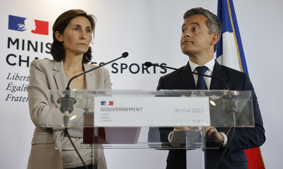 French Sports Minister Amelie Oudea-Castera (left) and Interior Minister Gerald Darmanin attend a press conference on May 30, 2022 in Paris. Photo: VCG