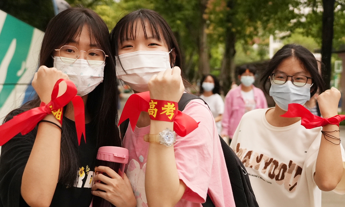Candidates in Guilin, Guangxi, on June 6, 2022, get ready for <em>gaokao</em>. Photo: IC