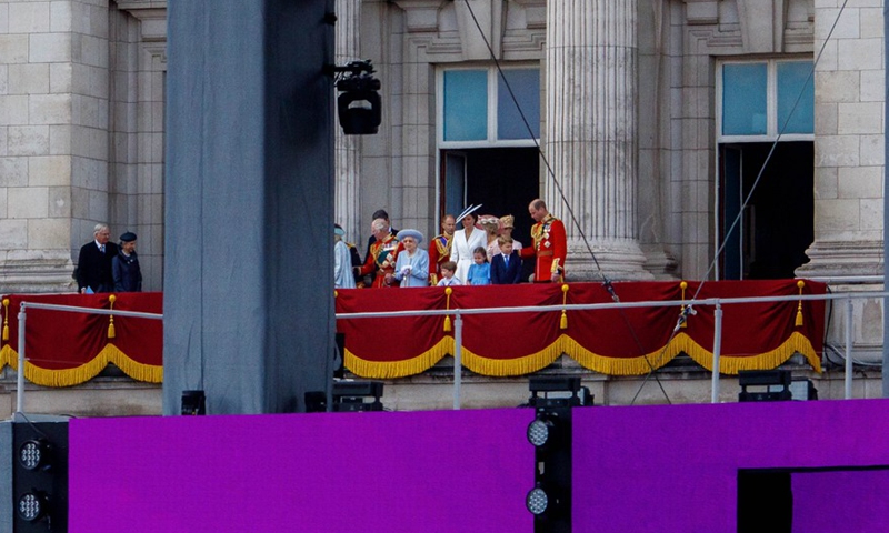 Britain's Queen Elizabeth II (C) is seen on the balcony of Buckingham Palace after the Trooping the Colour parade in celebration of her Platinum Jubilee, in London, Britain, on June 2, 2022.Photo:Xinhua