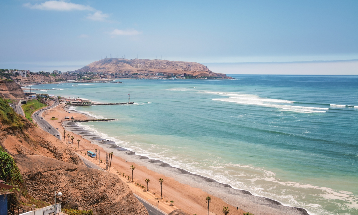 View of a coast in Lima, Peru Photo: VCG