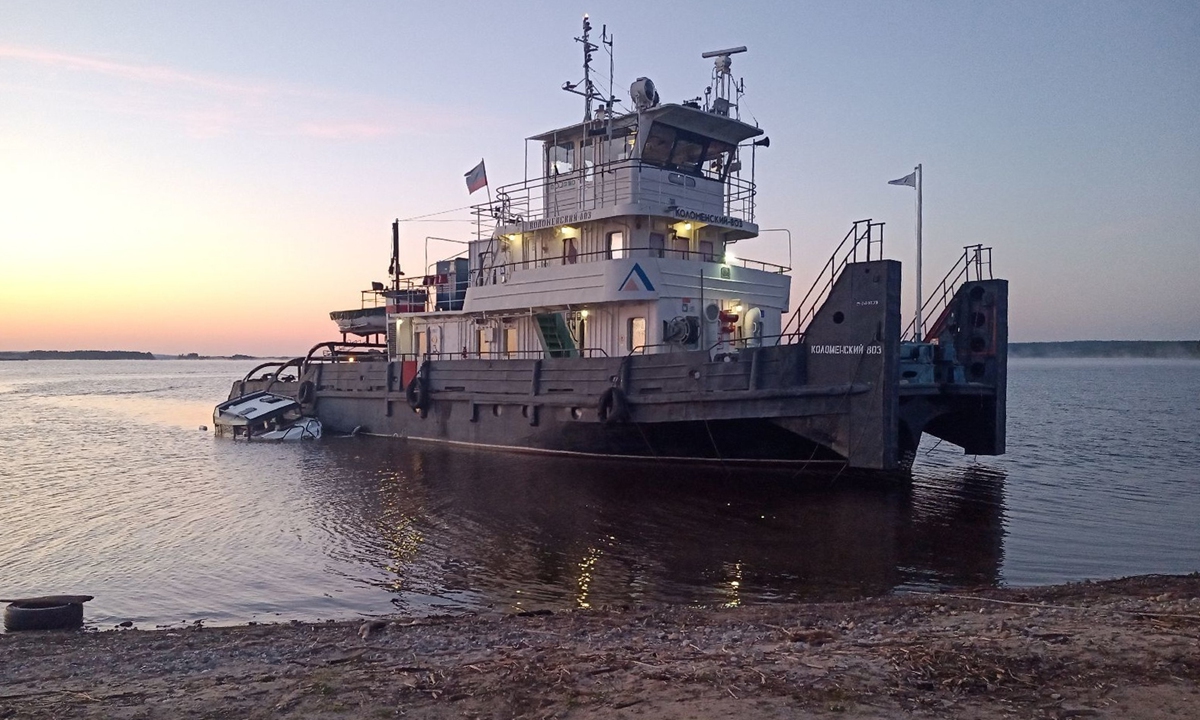 The scene of a fatal collision between the Kolomensky 803 tug and the Volzhanka Voyager 67 speedboat that killed four people on the Volga River in Chuvashia, Russia on June 13, 2022 Photo: VCG