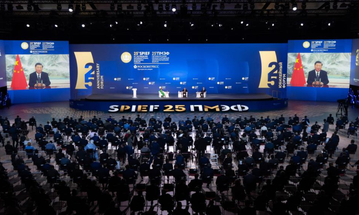 Chinese President Xi Jinping attends and addresses the plenary session of the 25th St. Petersburg International Economic Forum in virtual format upon invitation, June 17, 2022. Photo:Xinhua