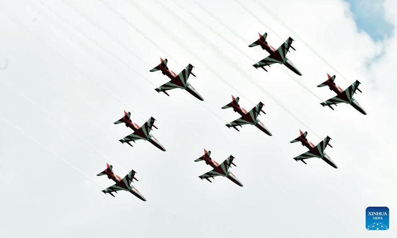 Jets of the Indian Air Force aerobatics team fly in a formation during a graduation parade at the Air Force Academy in Dundigal in Hyderabad, India's southern state of Telangana on June 18, 2022.Photo:Xinhua