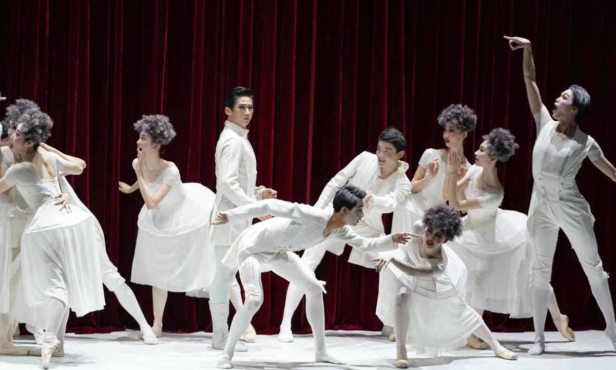 The National Ballet of China during their latest reheasal for the upcoming performances at the Beijing Tianqiao Performing Arts Center from July 5 to 6.Photo: Courtesy of the National Ballet of China